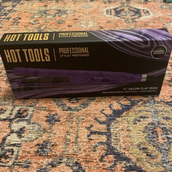 Purple Hot Tools straightener - Picture 1 of 2